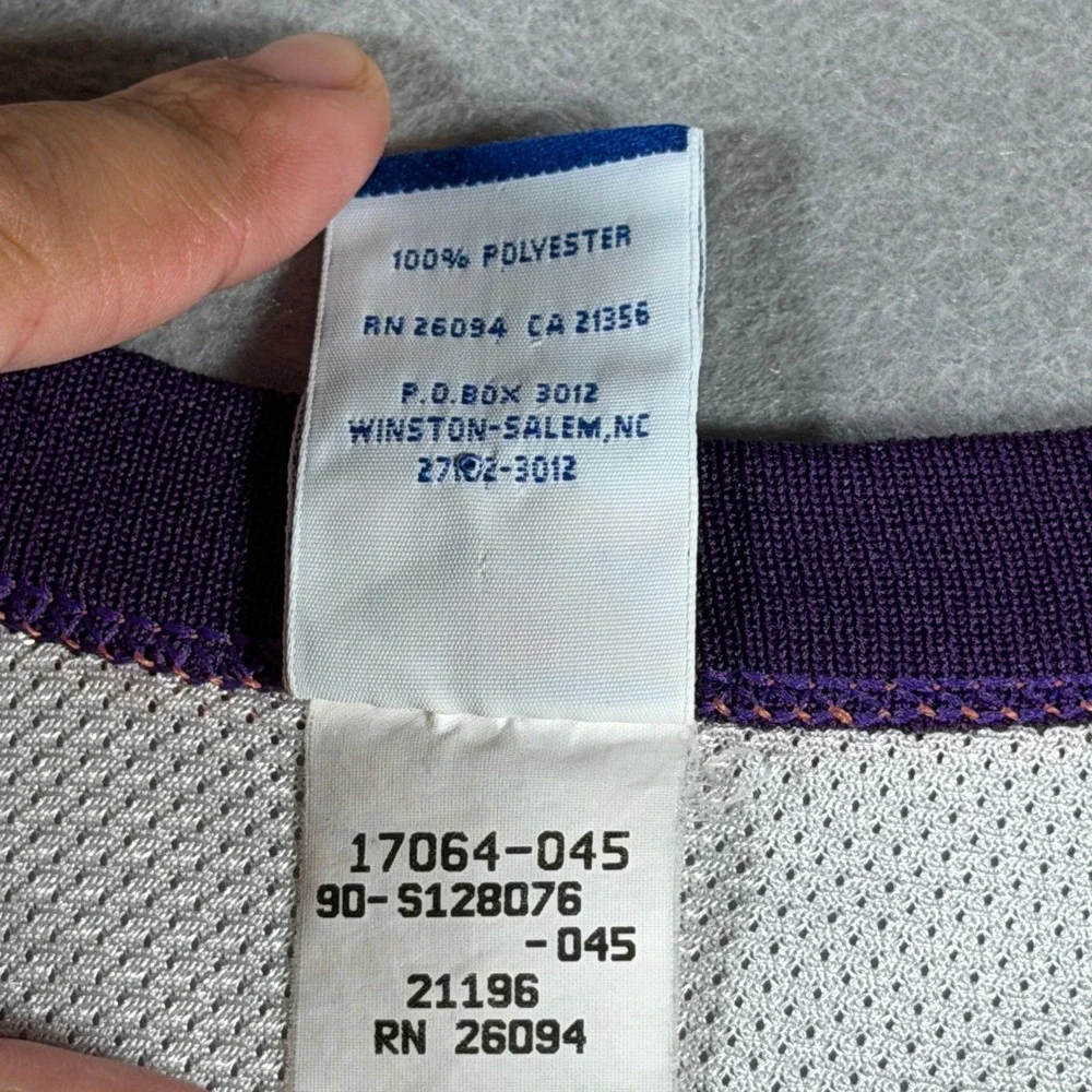 Vintage Utah Jazz Karl Malone 32 Champion Jersey White Size 48 Made in USA 90s - Picture 6 of 11